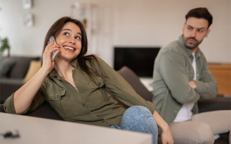 signs she slept with someone else
