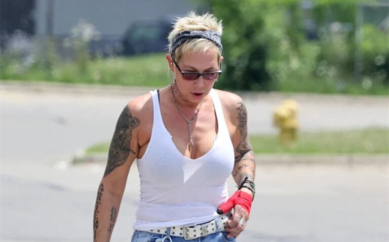 kim scott net worth